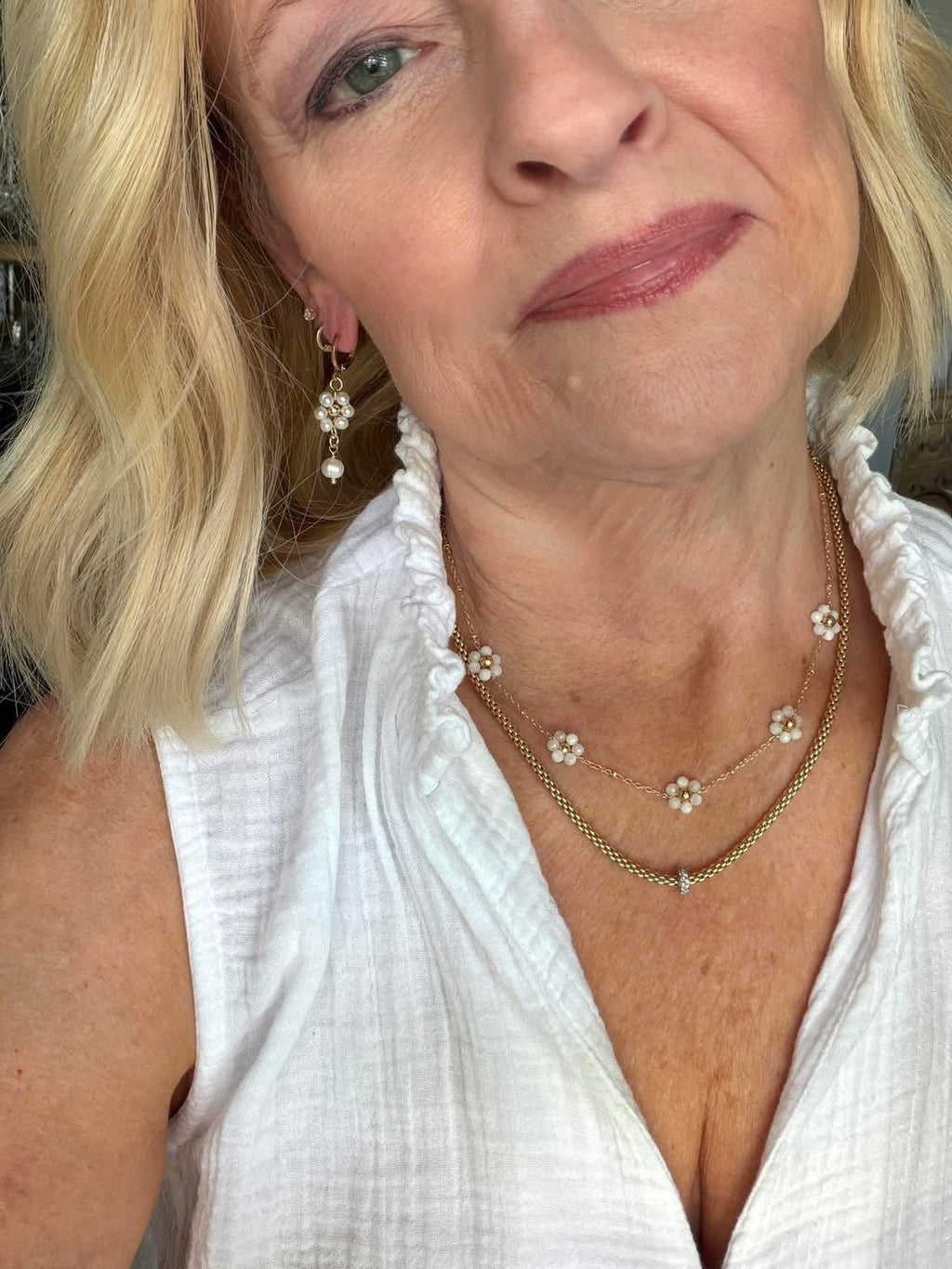 Daisy Pearl Earrings